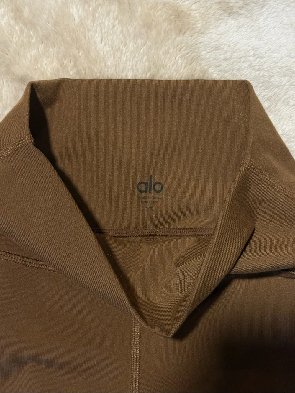ALO Yoga never worn
